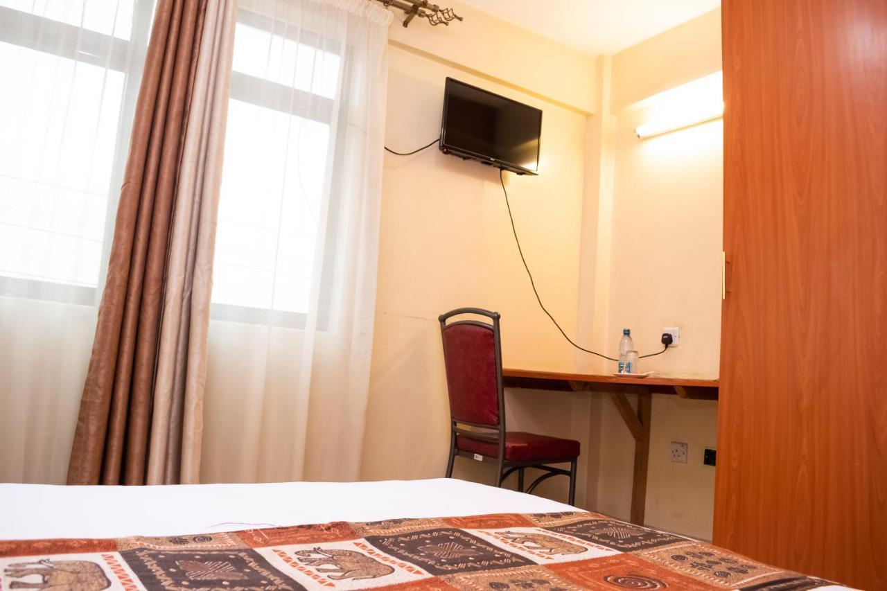 Ngara Riverside Lodge Nairobi Buitenkant foto
