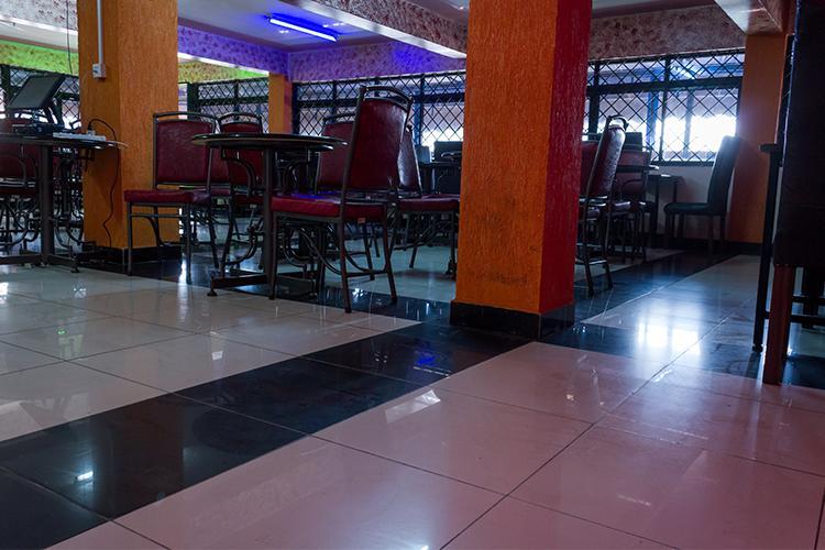 Ngara Riverside Lodge Nairobi Buitenkant foto